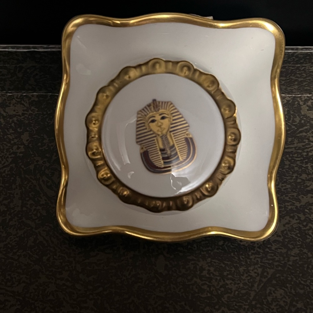 Buy both and save
Pharaoh Decorative Trinket Dish & Matching Tray